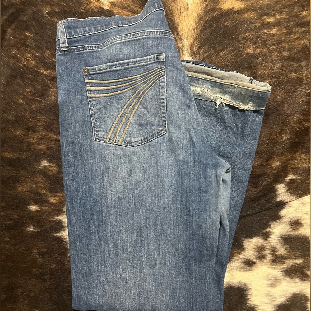 DOJOS Dark/light wash brown label 7 jeans!!!!
